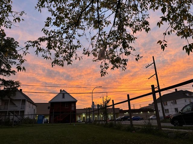 2222 Grayling Street, Hamtramck, MI 48212