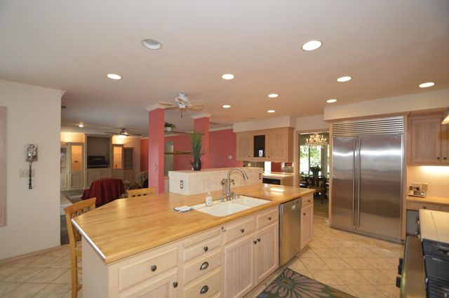 41493 Road 96, Dinuba, CA 93618