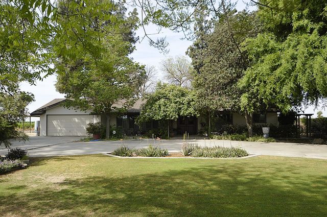 41493 Road 96, Dinuba, CA 93618