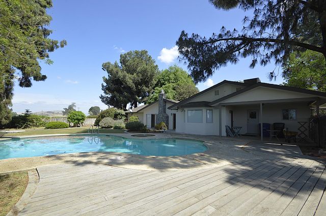 41493 Road 96, Dinuba, CA 93618