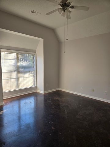 8280 REBECCA WOODS DR, Bartlett, TN 38002