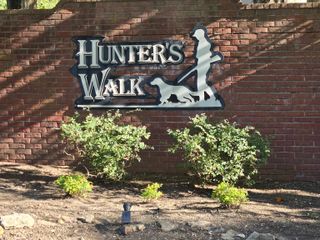 8280 REBECCA WOODS DR, Bartlett, TN 38002