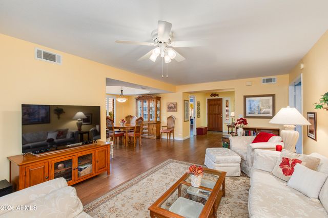 9127 W Wescott Drive, Peoria, AZ 85382