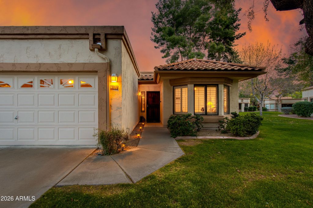 9127 W Wescott Drive, Peoria, AZ 85382
