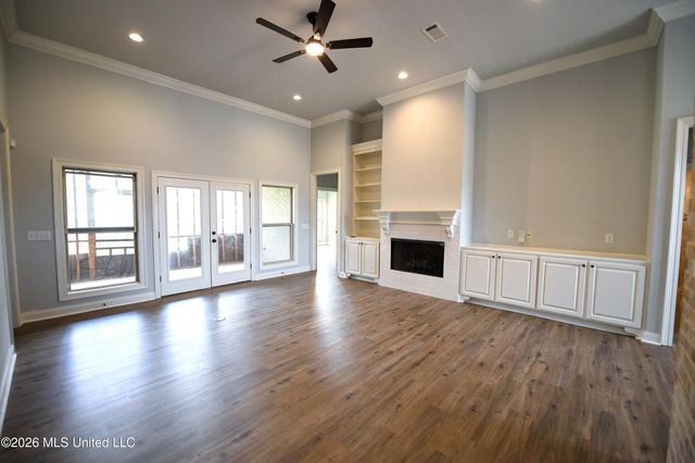 602 Emerald Court, Brandon, MS 39047