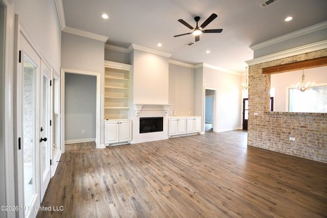 602 Emerald Court, Brandon, MS 39047