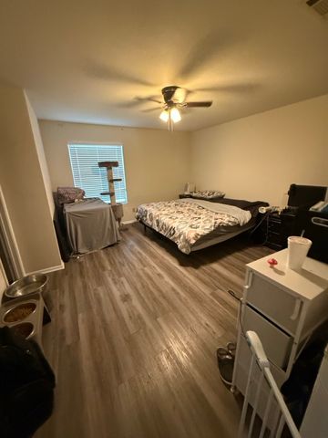 4017 Devonaire Drive, Fort Worth, TX 76008