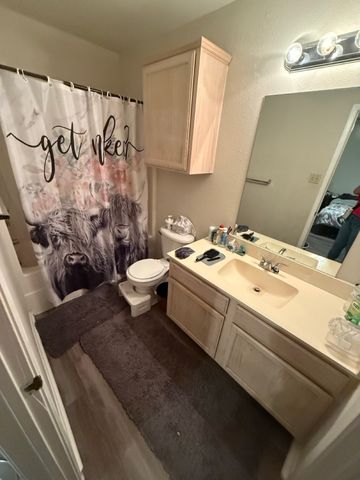 4017 Devonaire Drive, Fort Worth, TX 76008