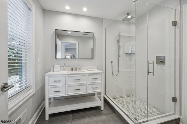 9 WESTVIEW ROAD, Millburn Twp., NJ 07078