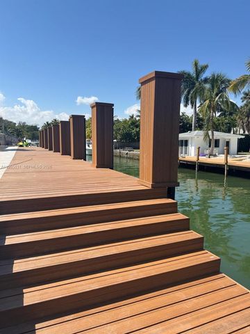 1095 NE 83rd St, Miami, FL 33138