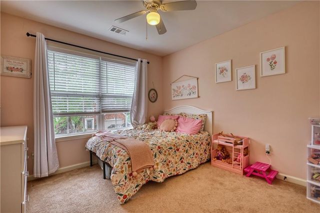 725 Beckenham Walk Dr, Dacula, GA 30019