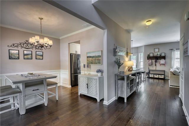 725 Beckenham Walk Dr, Dacula, GA 30019