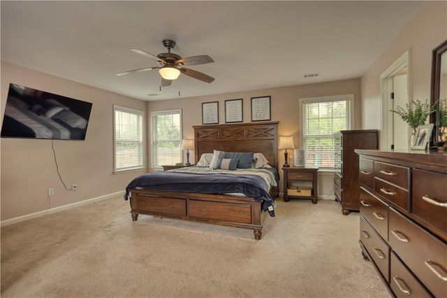 725 Beckenham Walk Dr, Dacula, GA 30019