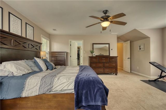 725 Beckenham Walk Dr, Dacula, GA 30019