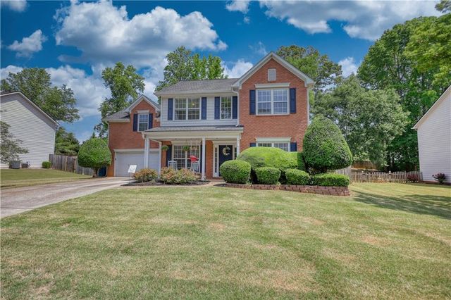 725 Beckenham Walk Dr, Dacula, GA 30019