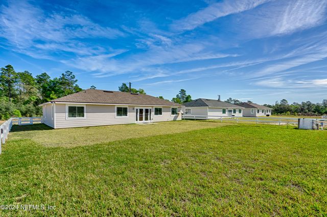 129 HARTFORD Street, Hawthorne, FL 32640