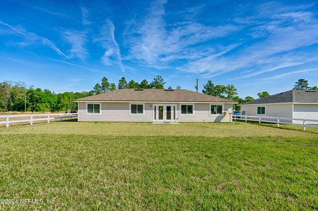 129 HARTFORD Street, Hawthorne, FL 32640