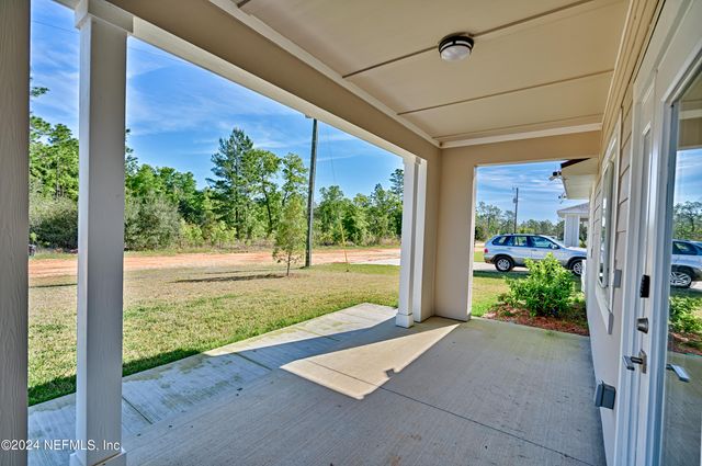 129 HARTFORD Street, Hawthorne, FL 32640