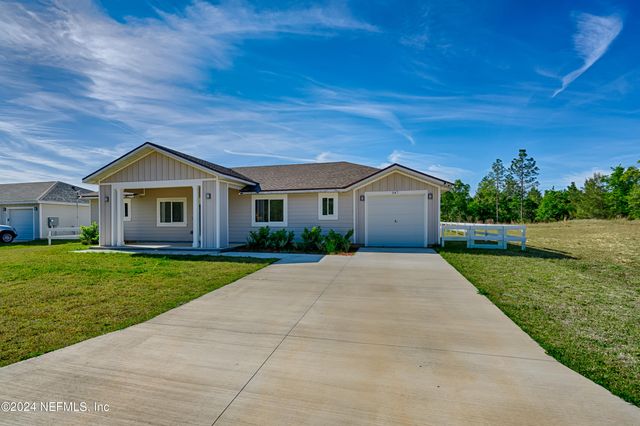 129 HARTFORD Street, Hawthorne, FL 32640