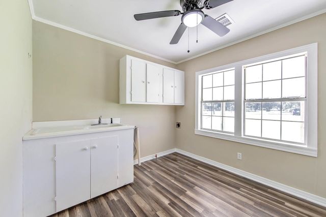 106 N Third St Street, Golden Meadow, LA 70357