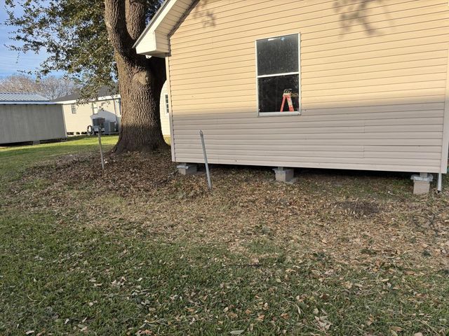 106 N Third St Street, Golden Meadow, LA 70357