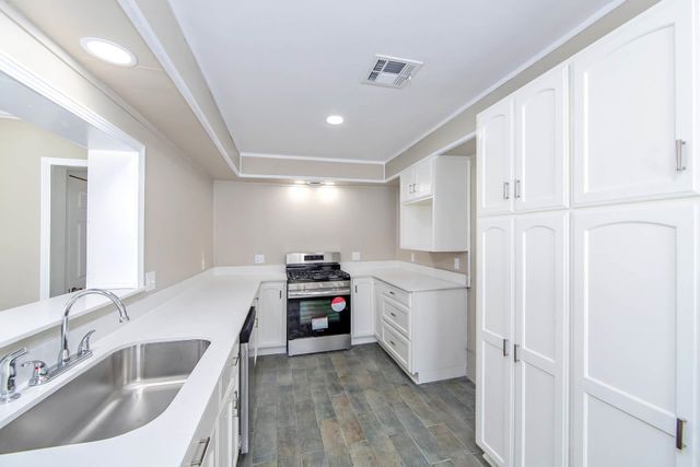 106 N Third St Street, Golden Meadow, LA 70357