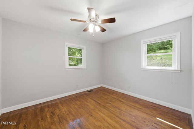 205 Pioneer Avenue, Johnson City, TN 37604
