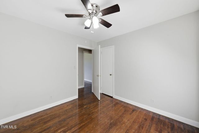 205 Pioneer Avenue, Johnson City, TN 37604