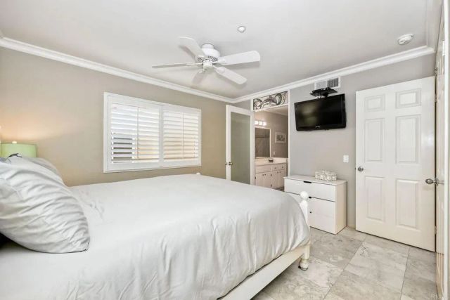 400 N The Strand 18, Oceanside, CA 92054