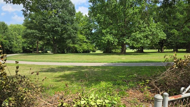 3141 N Pawnee Drive, Indianapolis, IN 46235