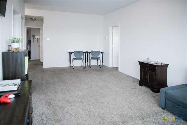 8915 Stonehollow Drive, Temple, TX 76502