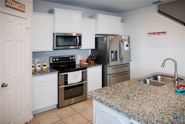8915 Stonehollow Drive, Temple, TX 76502