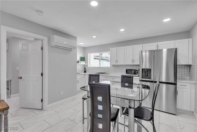 1780 Westwind Road, Las Vegas, NV 89146