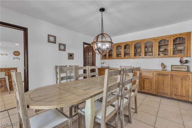 1780 Westwind Road, Las Vegas, NV 89146