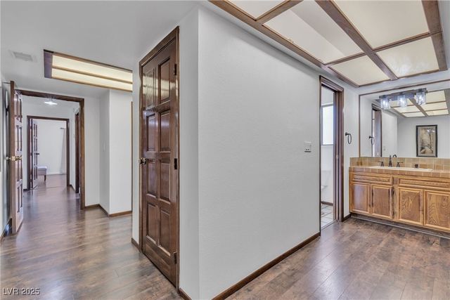 1780 Westwind Road, Las Vegas, NV 89146