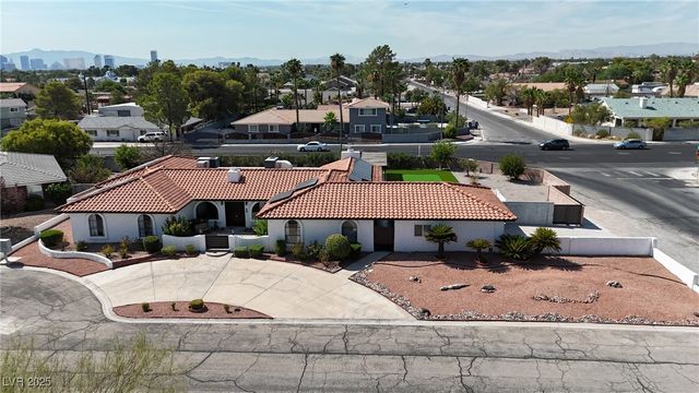 1780 Westwind Road, Las Vegas, NV 89146