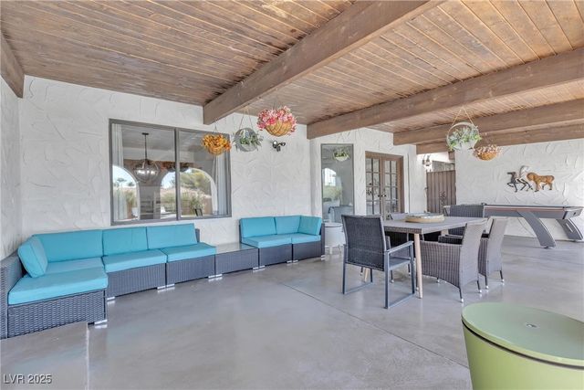 1780 Westwind Road, Las Vegas, NV 89146