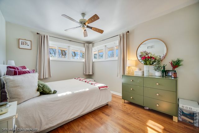 113 APRIL Lane, North Aurora, IL 60542