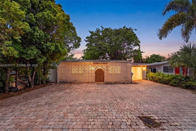 1805 N Dixie Highway, Fort Lauderdale, FL 33305