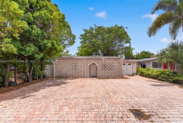 1805 N Dixie Highway, Fort Lauderdale, FL 33305