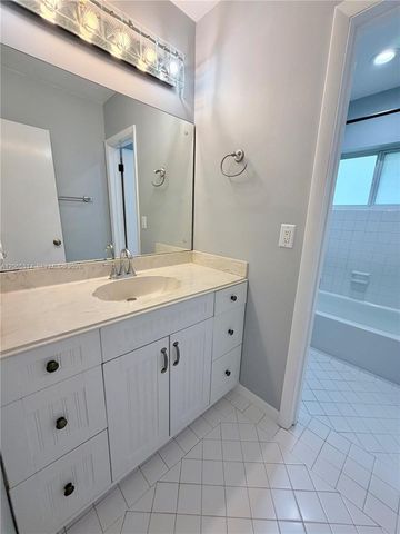 5101 SW 127th Pl, Miami, FL 33175