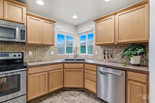 7919 E Toussand Dr., Nampa, ID 83687