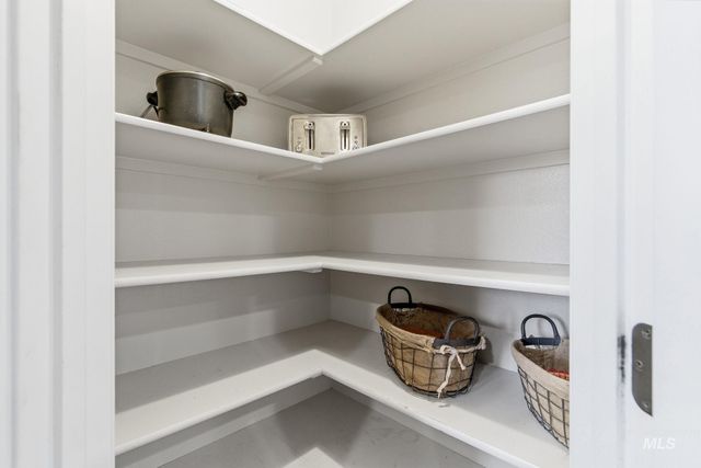 7919 E Toussand Dr., Nampa, ID 83687