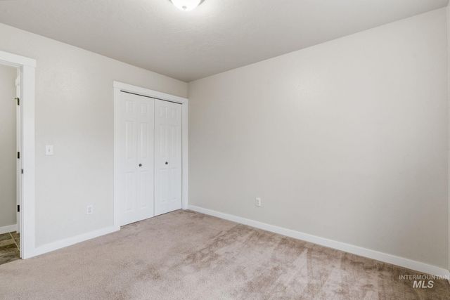 7919 E Toussand Dr., Nampa, ID 83687