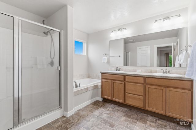 7919 E Toussand Dr., Nampa, ID 83687