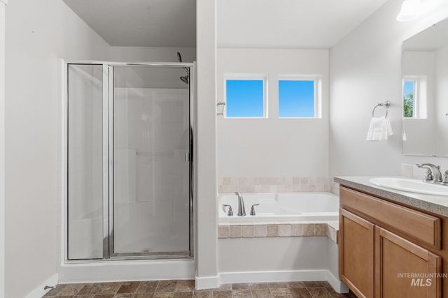 7919 E Toussand Dr., Nampa, ID 83687