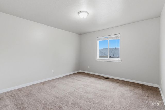 7919 E Toussand Dr., Nampa, ID 83687