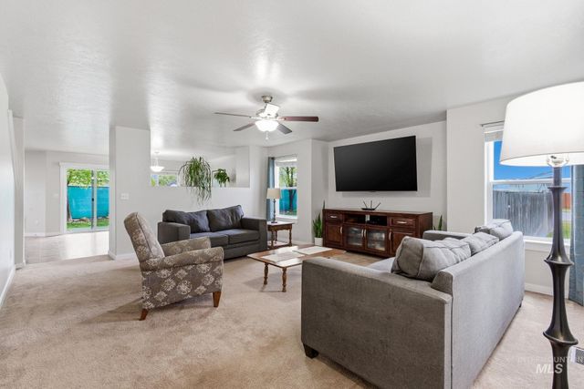 7919 E Toussand Dr., Nampa, ID 83687