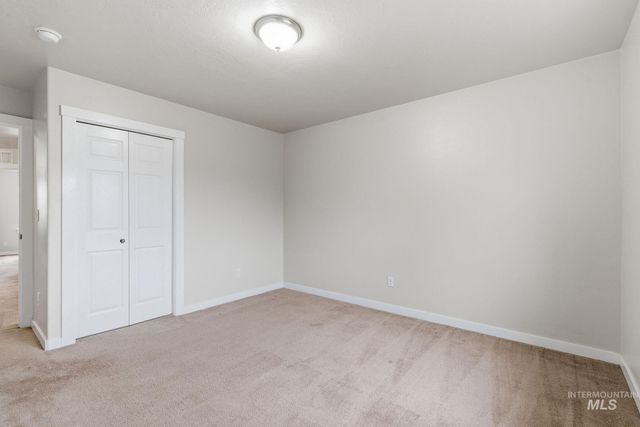 7919 E Toussand Dr., Nampa, ID 83687