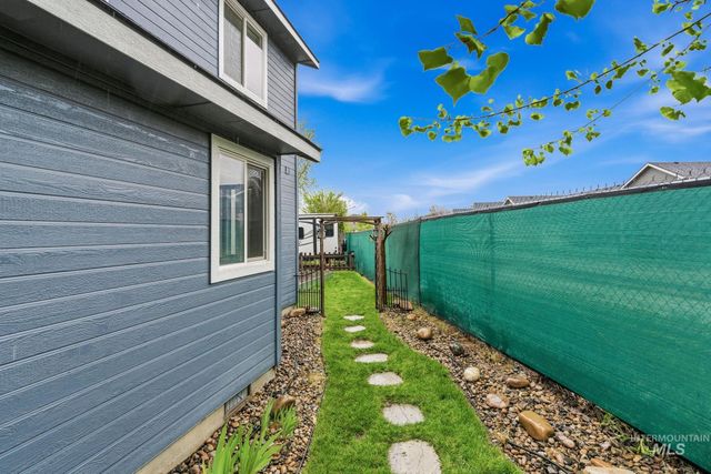 7919 E Toussand Dr., Nampa, ID 83687